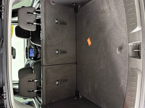 Used 2023 Chevrolet TrailBlazer LT w/ Convenience Package FWD image 19
