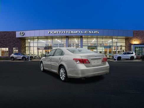 Used 2010 Lexus ES 350 image 21