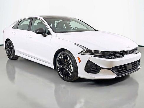 Used 2023 Kia K5 GT-Line AWD/4WD image 2