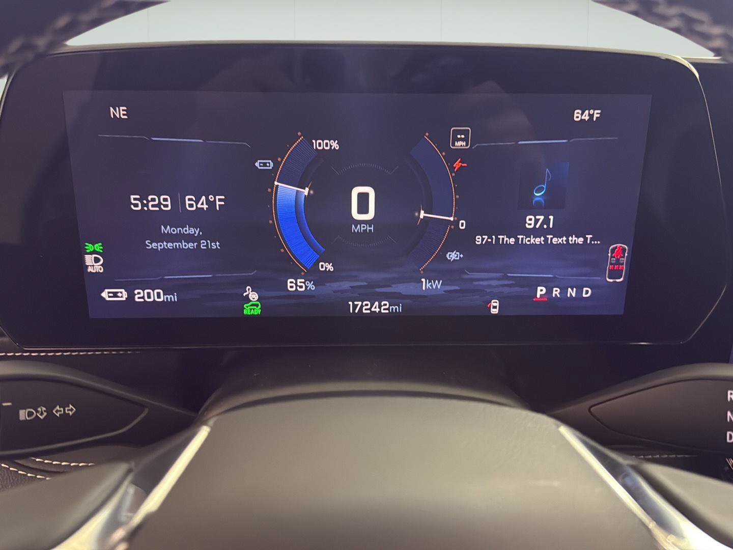 Certified 2024 Chevrolet Blazer EV LT AWD/4WD image 17