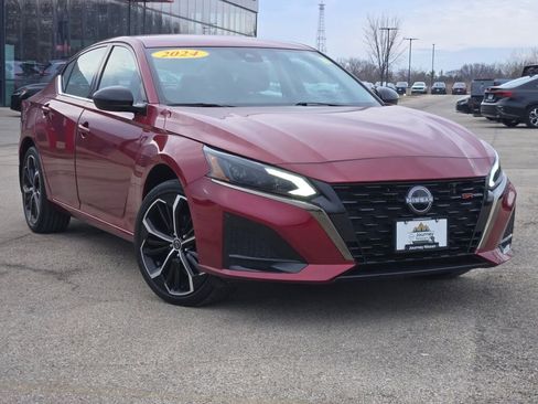 Used 2024 Nissan Altima 2.5 SR image 4