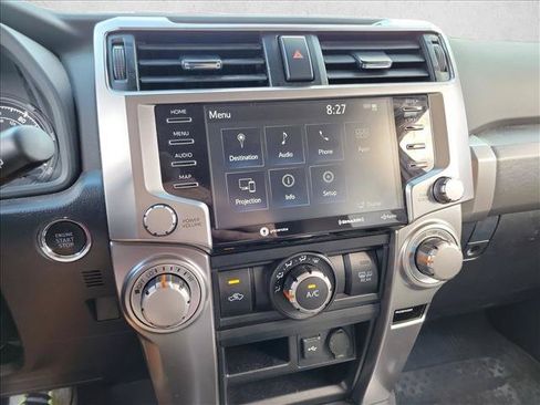 Used 2022 Toyota 4Runner SR5 Premium w/ Moonroof Package AWD/4WD image 19