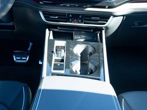 New 2026 Volkswagen Atlas Cross Sport SEL Premium R-Line image 32