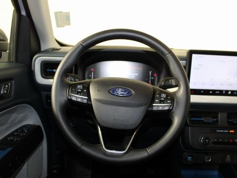 Certified 2025 Ford Maverick XLT w/ XLT Luxury Package image 15