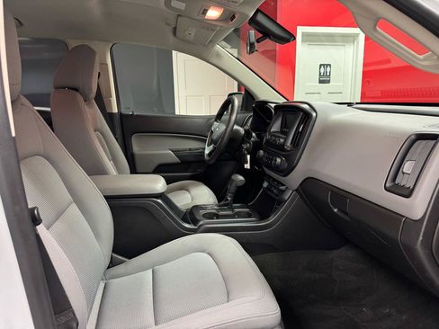 Used 2017 Chevrolet Colorado W/T w/ WT Convenience Package RWD image 25