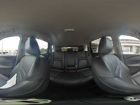 Used 2026 Nissan Rogue SL FWD image 43