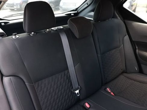 Used 2021 Nissan Kicks SV FWD image 17
