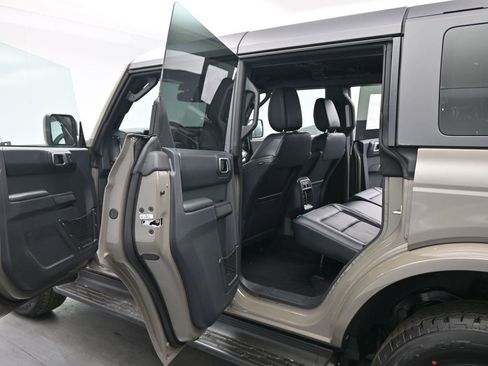 New 2026 Ford Bronco Outer Banks image 17