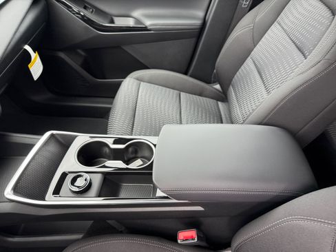 New 2026 Chevrolet Equinox LT w/ Safety and Technology Package FWD image 14