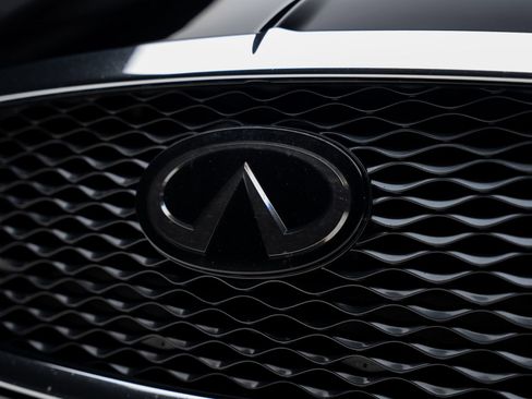 Used 2019 INFINITI Q60 3.0t Luxe AWD/4WD image 13