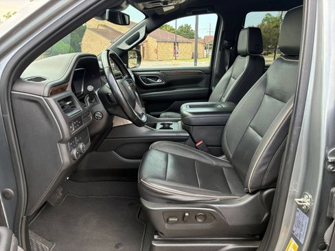 Used 2023 Chevrolet Tahoe Premier AWD/4WD image 24