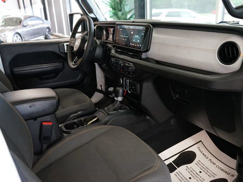Used 2024 Jeep Wrangler Unlimited Sport AWD/4WD image 42