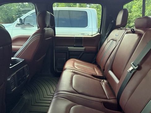 Used 2019 Ford F150 Platinum w/ Equipment Group 701A Luxury AWD/4WD image 7