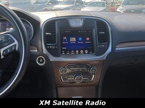 Used 2015 Chrysler 300 C Platinum w/ Light Group RWD image 9