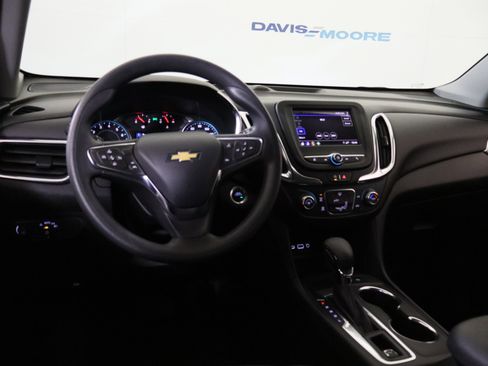 Used 2024 Chevrolet Equinox LT image 16