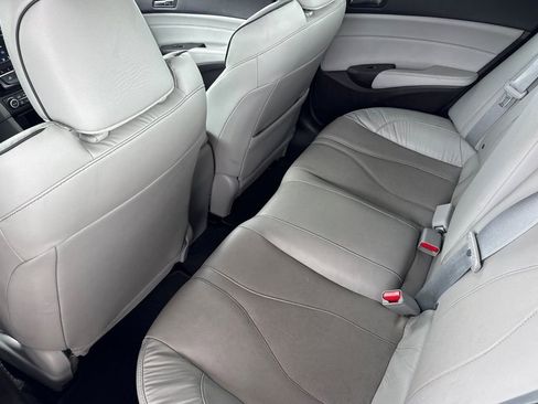 Used 2020 Acura ILX FWD image 6