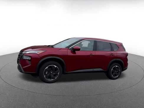 Used 2025 Nissan Rogue SV image 8