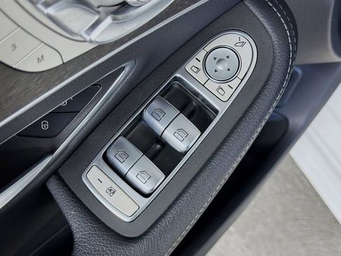 Used 2020 Mercedes-Benz C 300 Sedan image 17