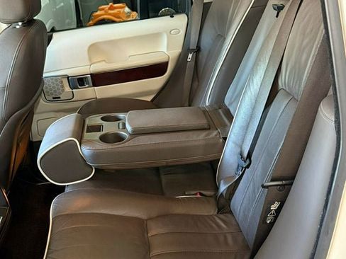 Used 2010 Land Rover Range Rover HSE AWD/4WD image 28