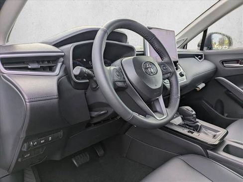 New 2026 Toyota Corolla Cross XLE image 3