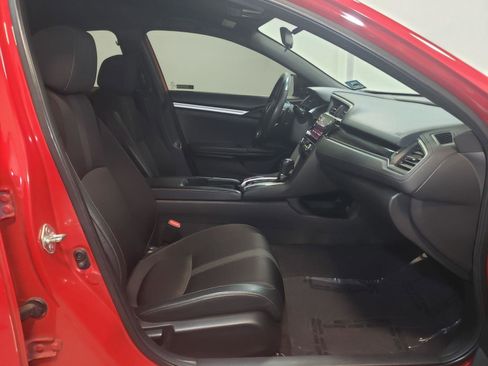 Used 2020 Honda Civic Sport image 38