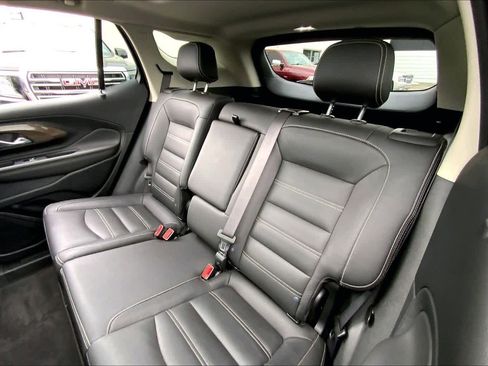 Used 2023 GMC Terrain Denali w/ Denali Premium Package image 21