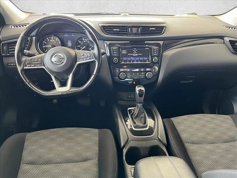 Used 2021 Nissan Rogue Sport SV AWD/4WD image 11