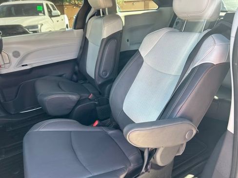 Used 2023 Toyota Sienna XSE w/ XSE Plus Package AWD/4WD image 12