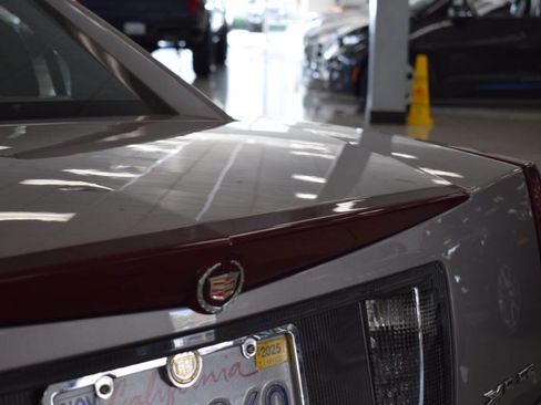 Used 2005 Cadillac XLR RWD image 46