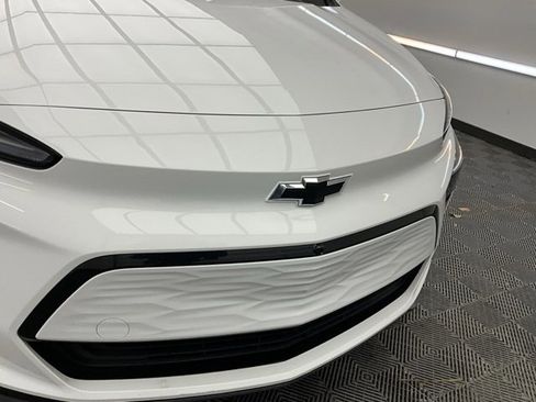 Used 2022 Chevrolet Bolt EUV Premier w/ Sun & Sound Package image 29