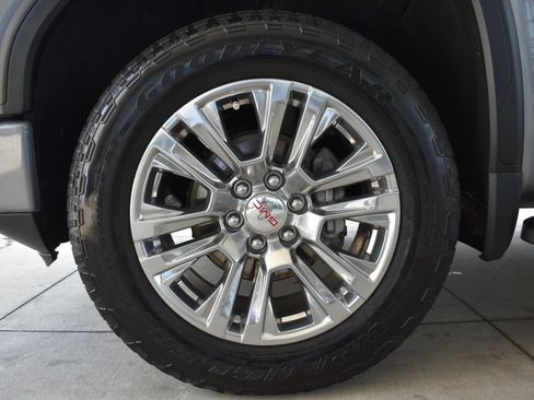 Used 2022 GMC Sierra 1500 Denali w/ Driver Alert Package II AWD/4WD image 14