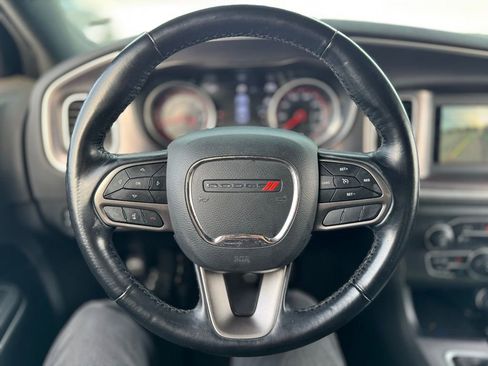 Used 2021 Dodge Charger SXT w/ Leather Interior Group image 6