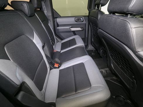Used 2023 Ford Bronco Black Diamond AWD/4WD image 21