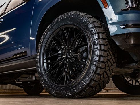 Used 2025 Cadillac Escalade Sport Platinum w/ LPO, Floor Liner Package image 16