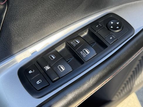 Used 2019 Dodge Journey GT image 24