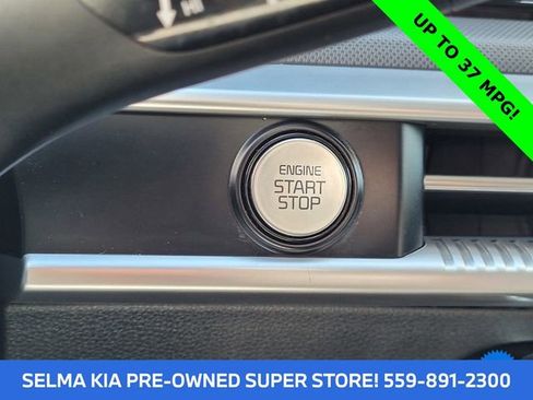 Used 2021 Kia K5 LXS image 17