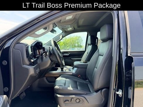 Certified 2025 Chevrolet Silverado 1500 LT Trail Boss w/ LT Trail Boss Premium Package AWD/4WD image 8