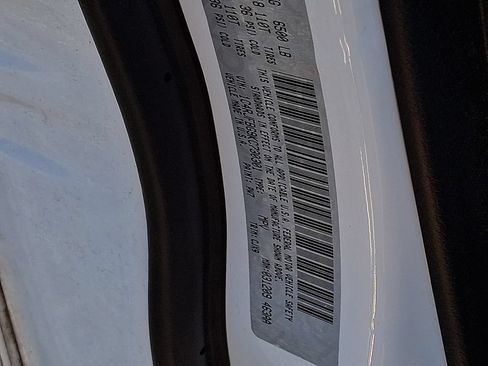 Used 2019 Jeep Grand Cherokee Limited AWD/4WD image 22