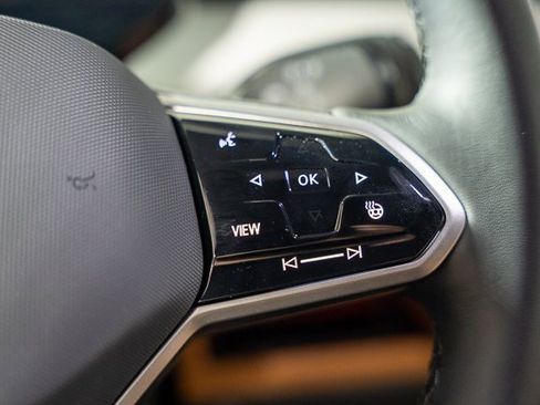 New 2025 Volkswagen ID. Buzz Pro S image 11