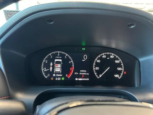 Used 2025 Honda HR-V Sport image 27