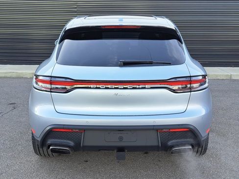 Used 2026 Porsche Macan image 4