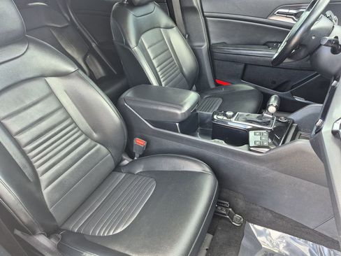 Certified 2023 Kia Sportage SX FWD image 17