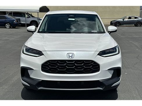 Used 2025 Honda HR-V LX image 9