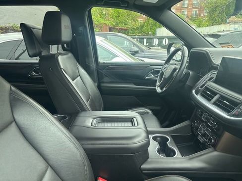 Used 2021 Chevrolet Suburban High Country w/ Premium Package AWD/4WD image 10