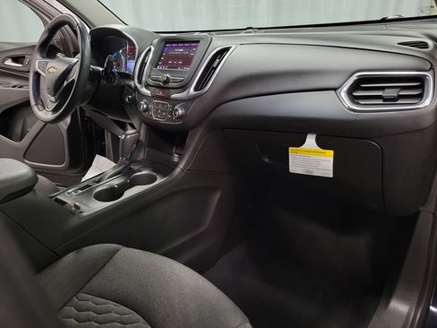 Used 2020 Chevrolet Equinox LT w/ Driver Convenience Package AWD/4WD image 29