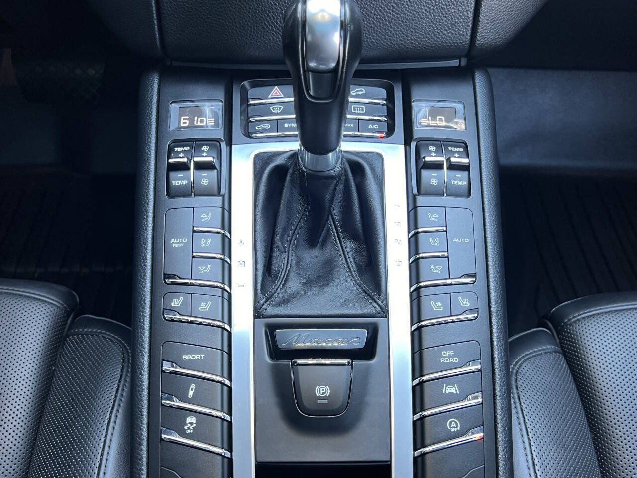 Used 2017 Porsche Macan S AWD/4WD image 25