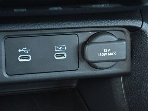 Used 2025 Honda Civic Sport image 26