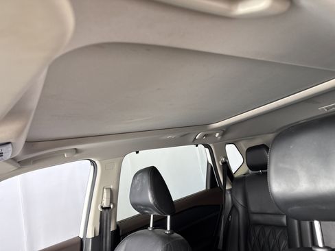 Used 2021 Nissan Rogue Platinum image 13