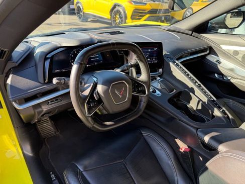 Used 2022 Chevrolet Corvette Stingray Preferred Cpe w/ Z51 Performance Package image 9