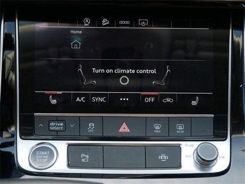 Used 2025 Audi Q7 3.0T Premium Plus AWD/4WD image 21